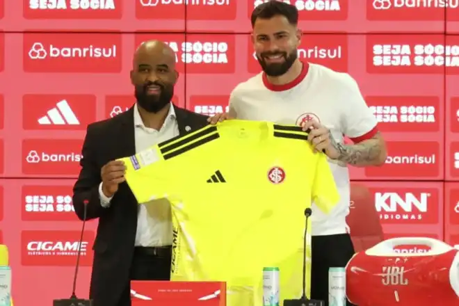Matheus Cunha foi apresentado pelo Internacional - Foto: Reprodução/Internacional